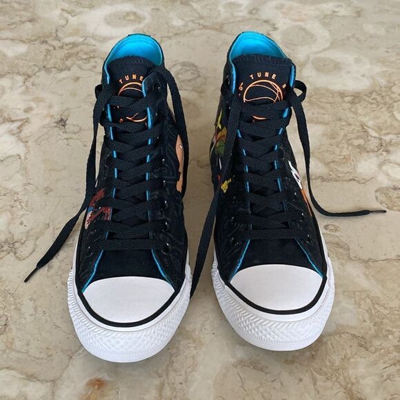 Converse Chuck Taylor 70 High Top ‘A New Legacy’ Looney Tunes Sneakers AS NEW - Picture 2 of 15